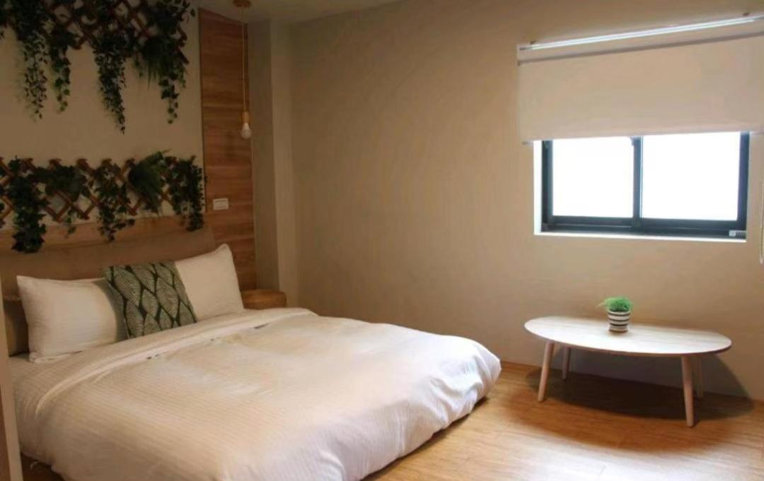 微趣 Wechill Hotel Тайнан Стая снимка