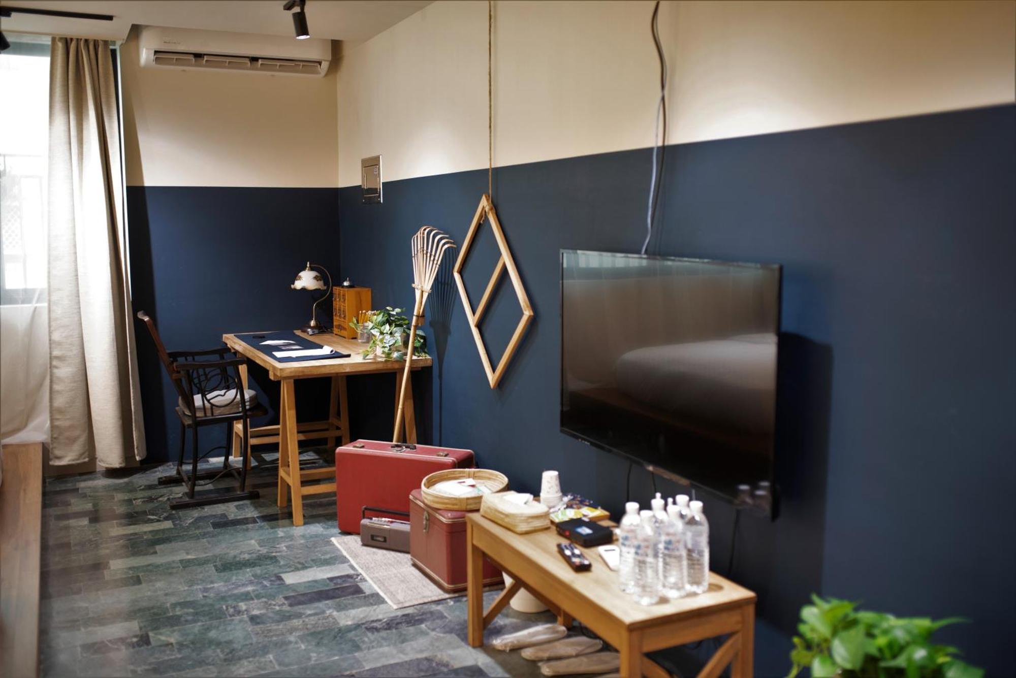 微趣 Wechill Hotel Тайнан Стая снимка